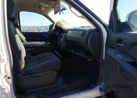 2009 Chevrolet Tahoe Commercial Fleet z USA, uszkodzony, nr VIN 1GNFK13059R219350